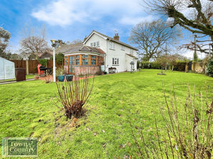 LOWER END- click for photo gallery